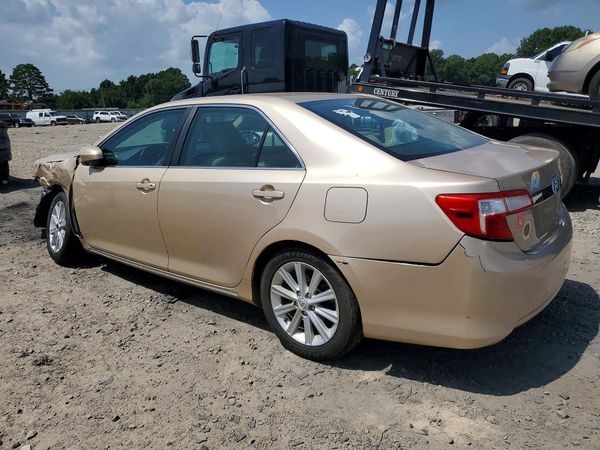 2012 TOYOTA CAMRY