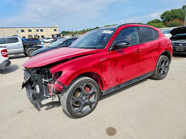 2024 ALFA ROMEO STELVIO TI AWD