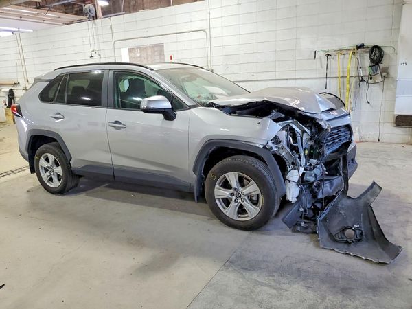 2019 TOYOTA RAV4 XLE / XLE Premium 4WD