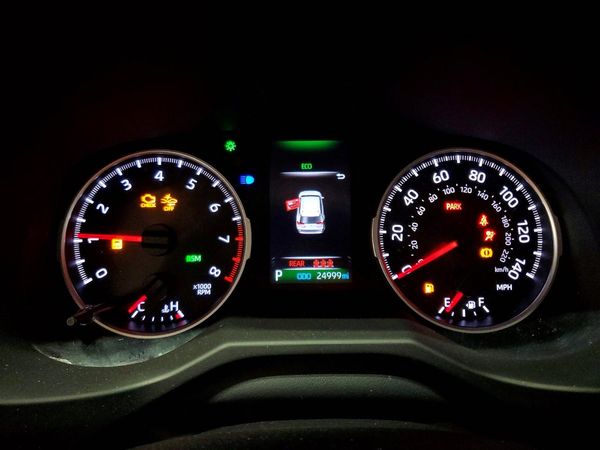 2019 TOYOTA RAV4 XLE / XLE Premium 4WD