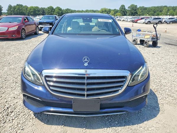 2017 MERCEDES-BENZ E