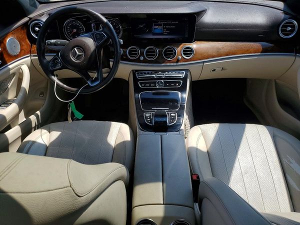 2017 MERCEDES-BENZ E