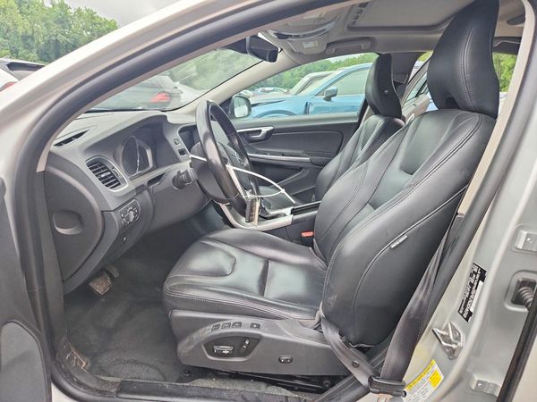 2018 VOLVO S60
