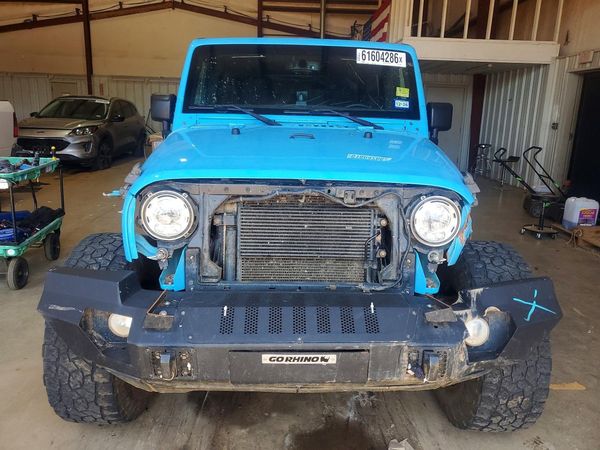 2017 JEEP WRANGLER UNLIMITED SAHARA 4X4