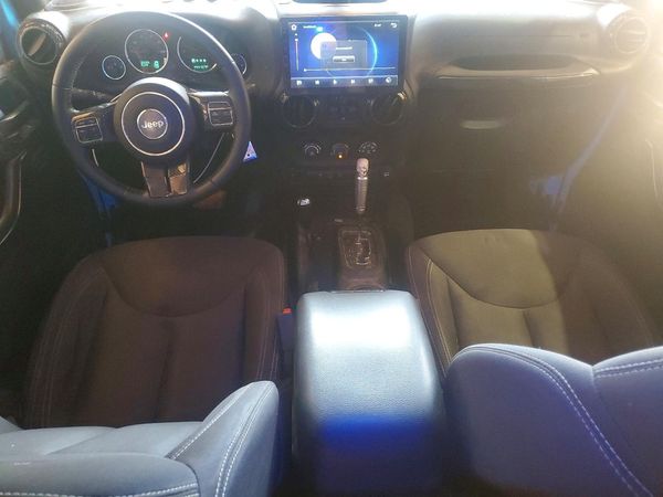 2017 JEEP WRANGLER UNLIMITED SAHARA 4X4