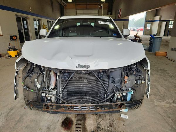 2015 JEEP GRAND CHEROKEE LAREDO 4X4