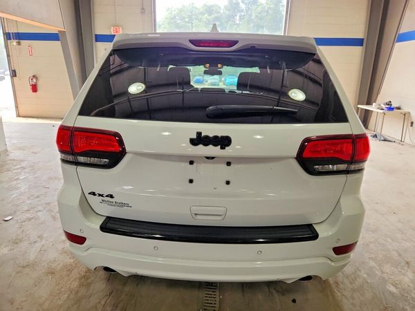 2015 JEEP GRAND CHEROKEE LAREDO 4X4