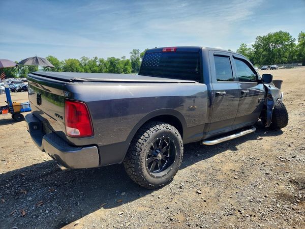 2014 RAM 1500 ST QUAD CAB 4X4