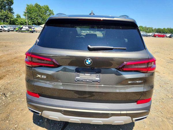 2023 BMW X5 sDrive40i
