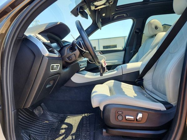 2023 BMW X5 sDrive40i