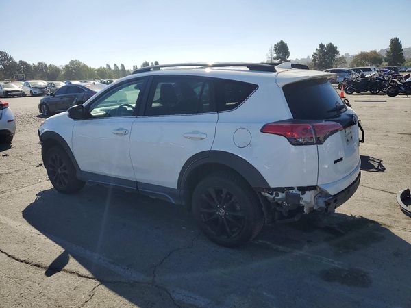 2018 TOYOTA RAV4 Adventure/XLE