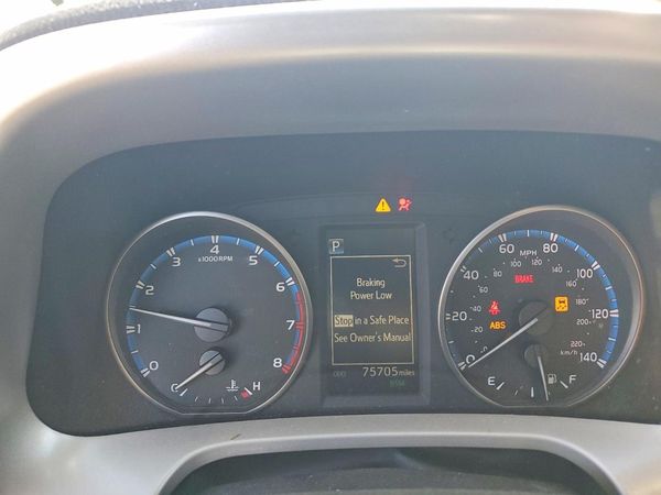2018 TOYOTA RAV4 Adventure/XLE