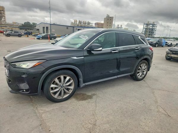 2022 INFINITI QX50 Luxe