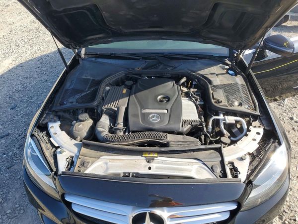 2016 MERCEDES-BENZ C C300