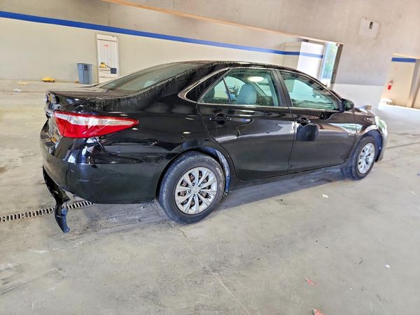 2017 TOYOTA CAMRY