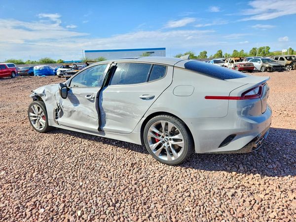 2020 KIA STINGER GT2