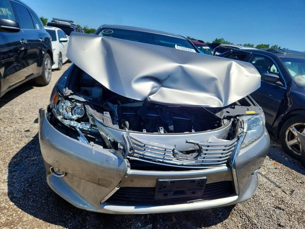2015 LEXUS ES