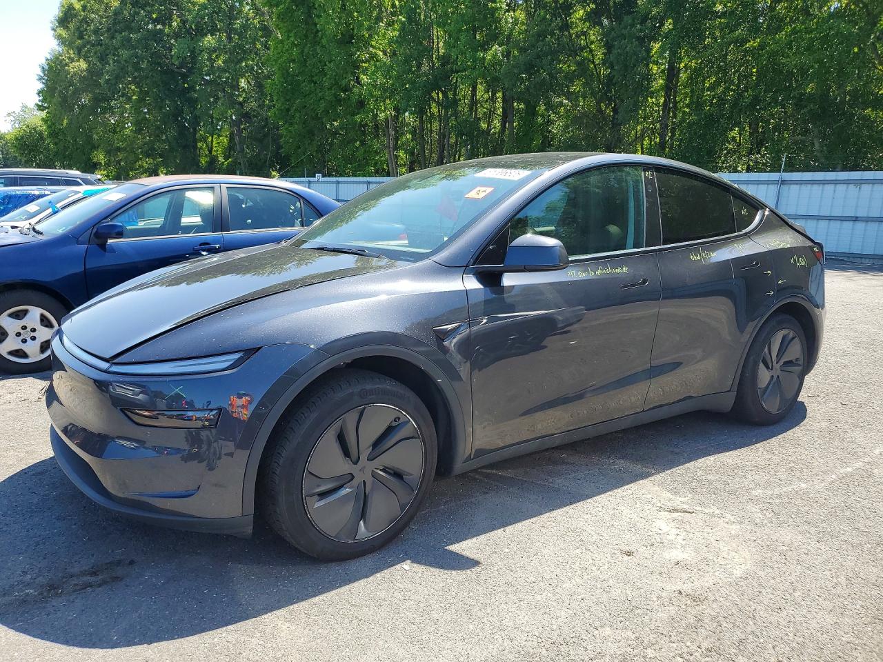 2026 TESLA MODEL Y