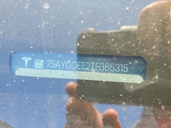 2026 TESLA MODEL Y
