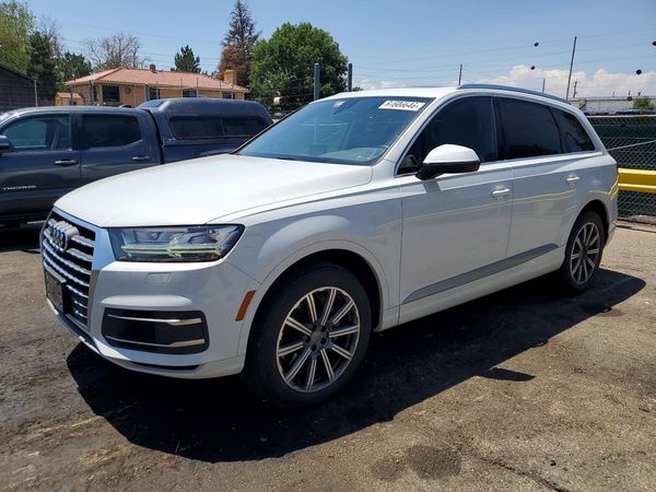 2017 AUDI Q7 quattro Premium Plus
