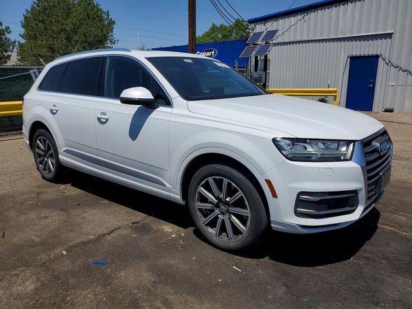 2017 AUDI Q7 quattro Premium Plus