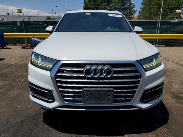 2017 AUDI Q7 quattro Premium Plus