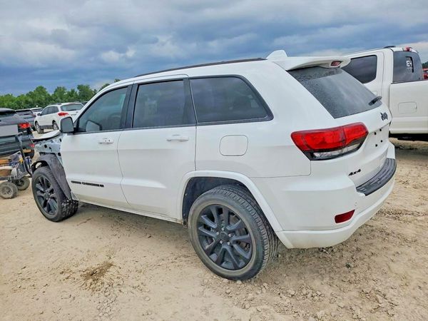 2022 JEEP GRAND CHEROKEE WK LAREDO 4X4