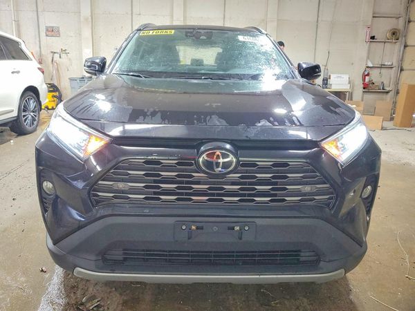 2021 TOYOTA RAV4 Limited