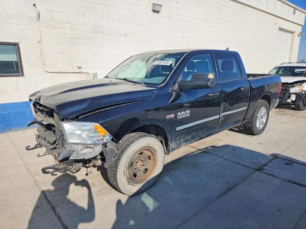 2013 RAM 1500 SLT