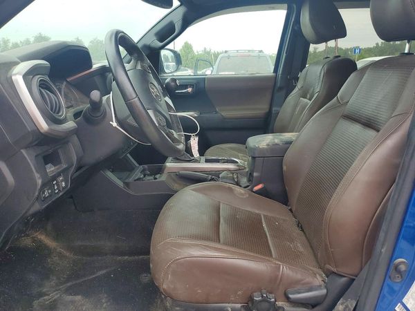 2017 TOYOTA TACOMA Limited