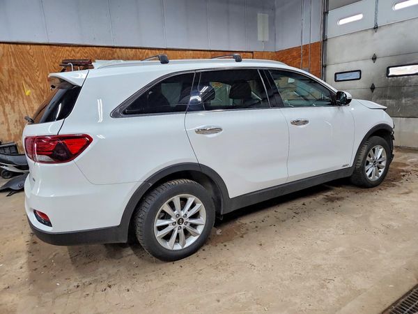 2019 KIA SORENTO L, LX, S