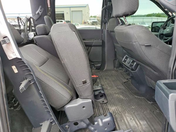 2025 FORD F150 STX