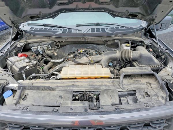 2025 FORD F150 STX