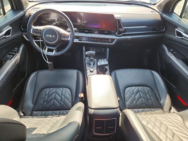 2023 KIA SPORTAGE X-LINE