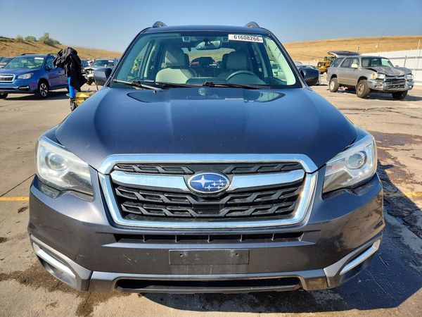2018 SUBARU FORESTER