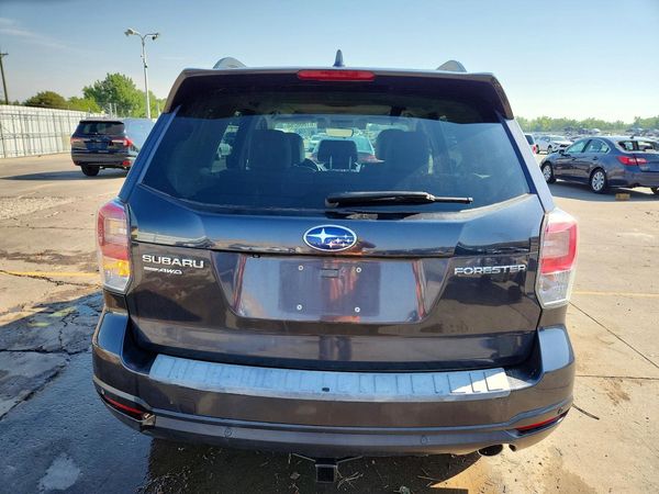 2018 SUBARU FORESTER