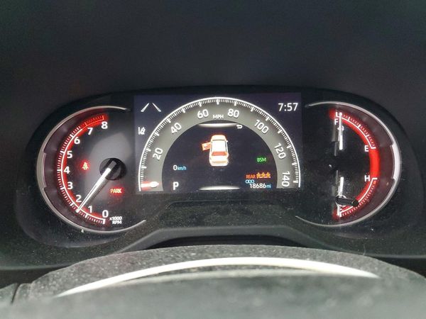 2023 TOYOTA RAV4 XLE