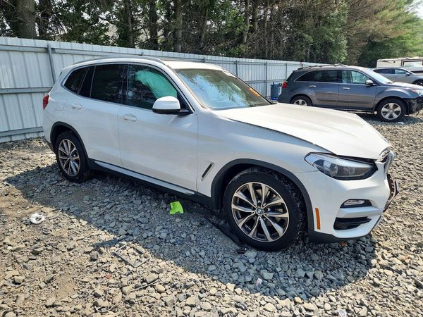 2018 BMW X3 sDrive30i — Passenger 3/4