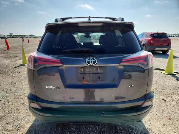 2018 TOYOTA RAV4 LE