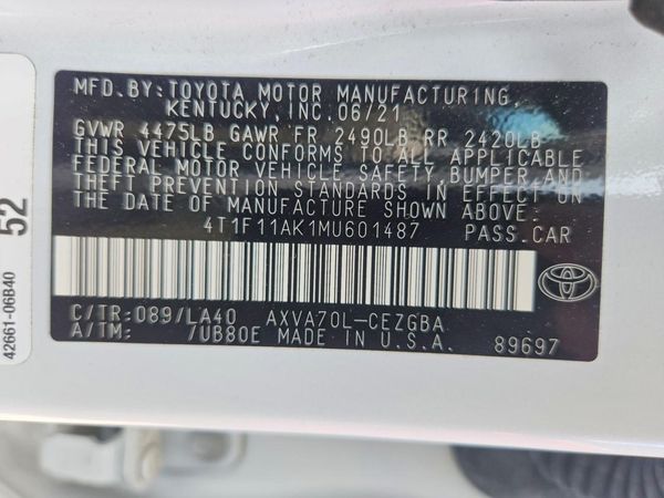 2021 TOYOTA CAMRY XLE