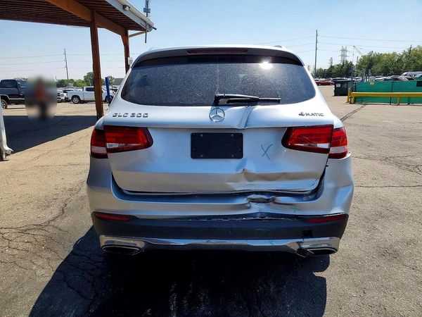 2016 MERCEDES-BENZ GLC