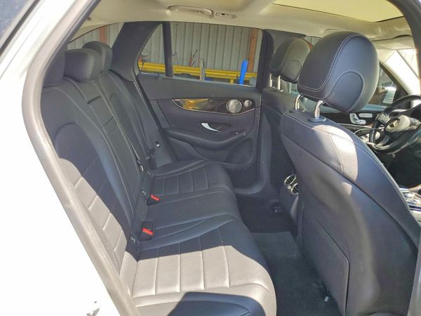 2016 MERCEDES-BENZ GLC