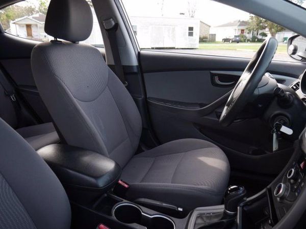2016 HYUNDAI ELANTRA