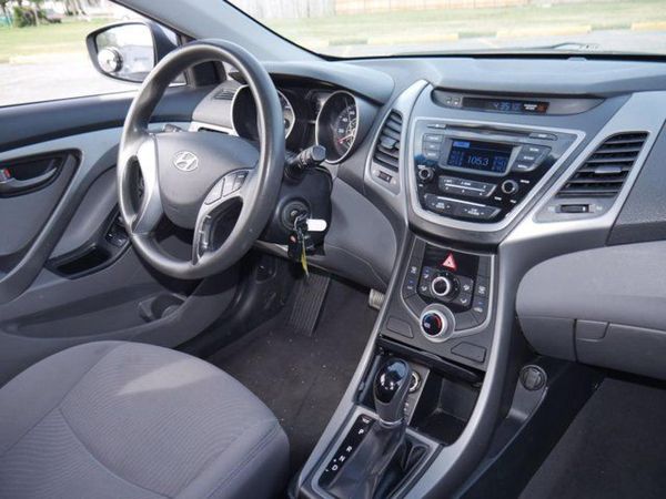 2016 HYUNDAI ELANTRA