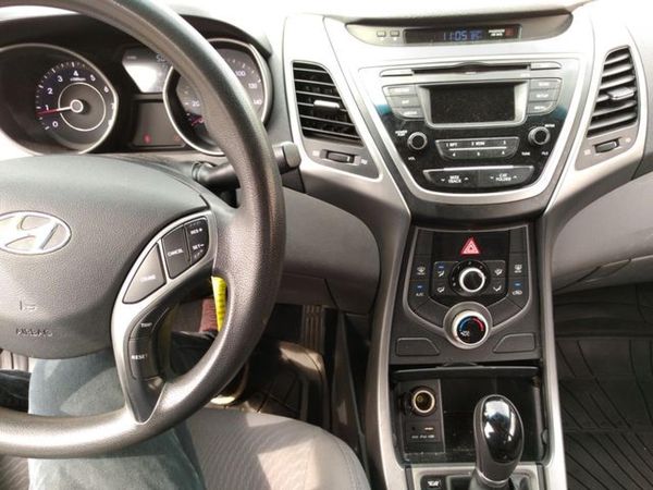 2016 HYUNDAI ELANTRA
