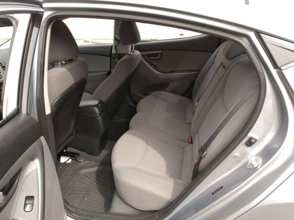 2016 HYUNDAI ELANTRA