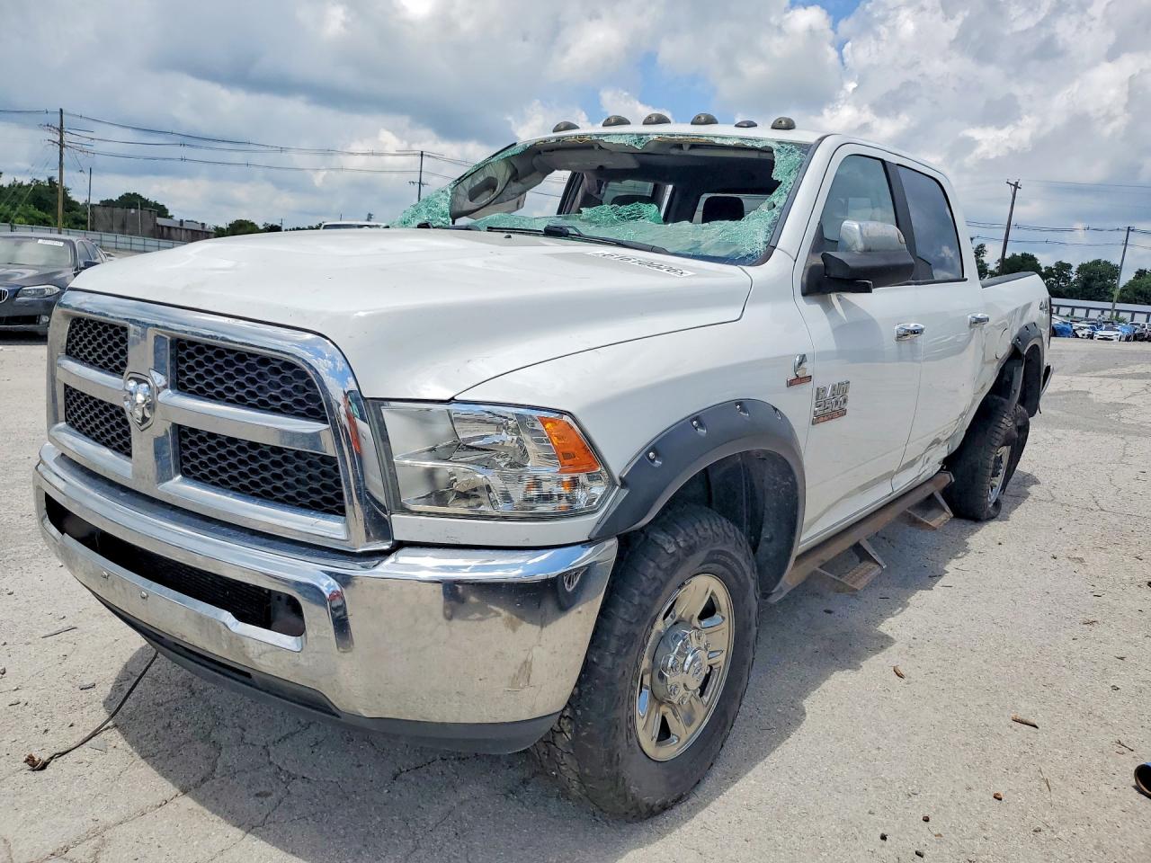 2017 RAM 2500 SLT CREW CAB 4X4