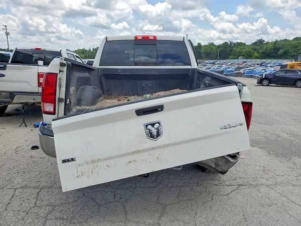 2017 RAM 2500 SLT CREW CAB 4X4