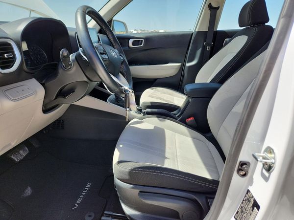 2022 HYUNDAI VENUE SEL & Limited