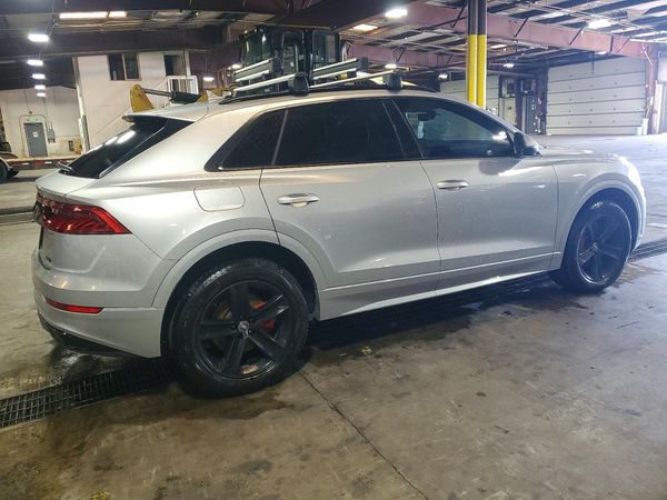 2019 AUDI Q8
